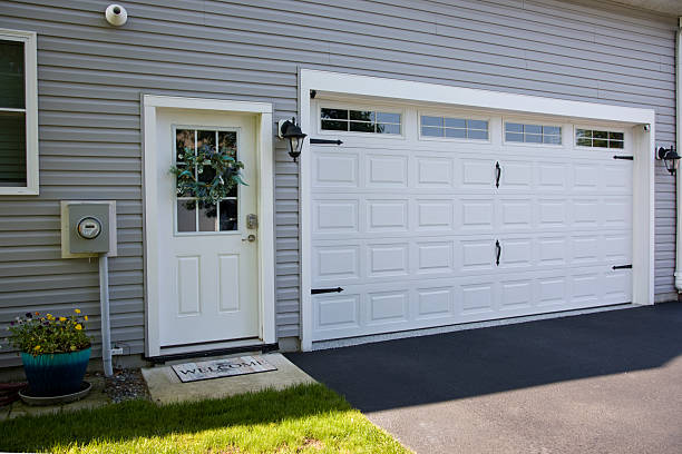 24/7 Emergency Garage Door Roller Replacement experts in Van, TX